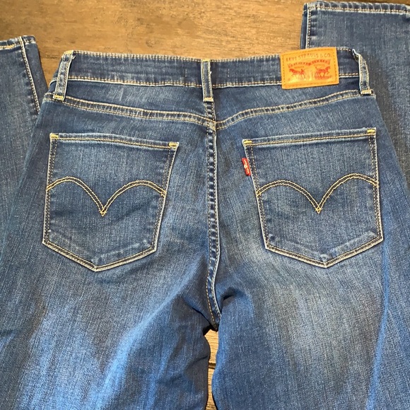 Levi’s 721 High Rise Skinny - Picture 2 of 2